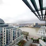 3 Bed Serviced Apartment In Battersea - River Views