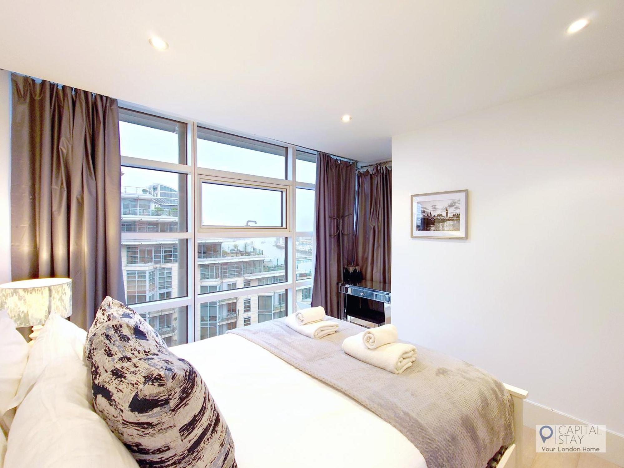 3 Bed Serviced In Battersea - River Views Appartamento
