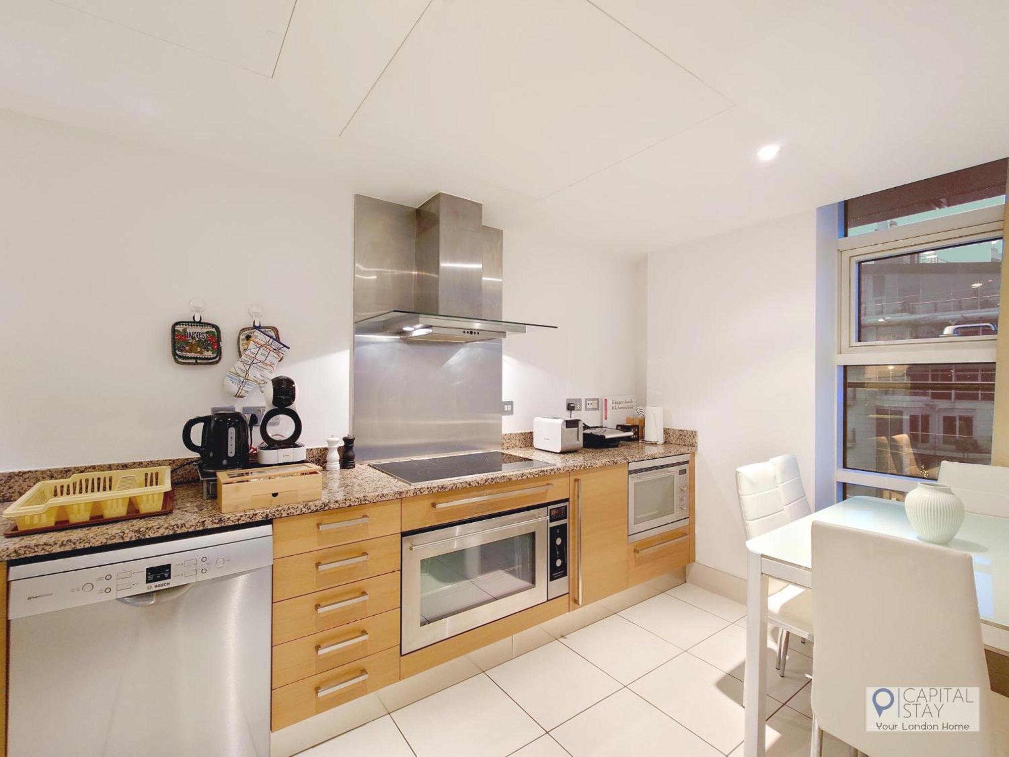 3 Bed Serviced In Battersea - River Views *