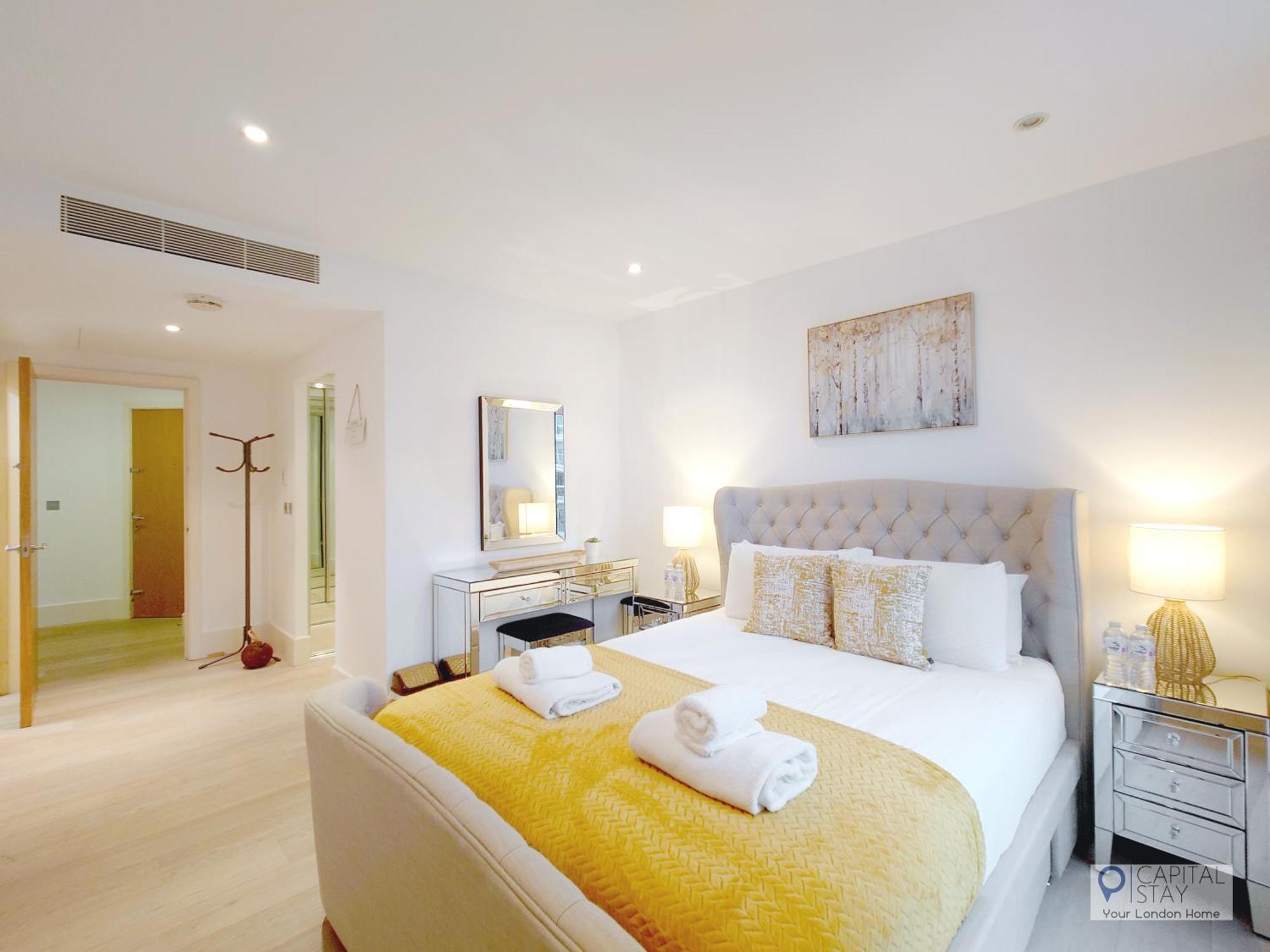 3 Bed Serviced In Battersea - River Views